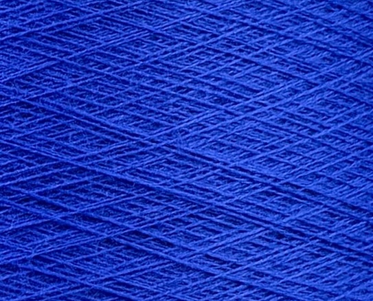 Biella Yarn Art. Leonora 2400 m / 100 g – Fil en laine mérinos extrafine col. Bleu Brooklyn